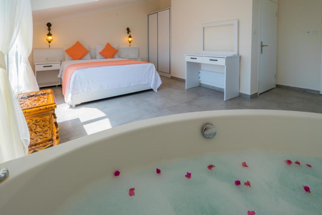 Infinity Beyaz Villa Fethiye Exterior photo